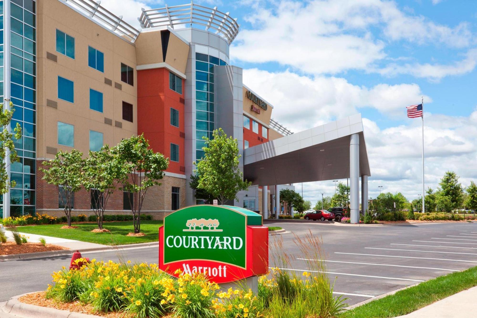 Courtyard Minneapolis Maple Grove Arbor Lakes מראה חיצוני תמונה