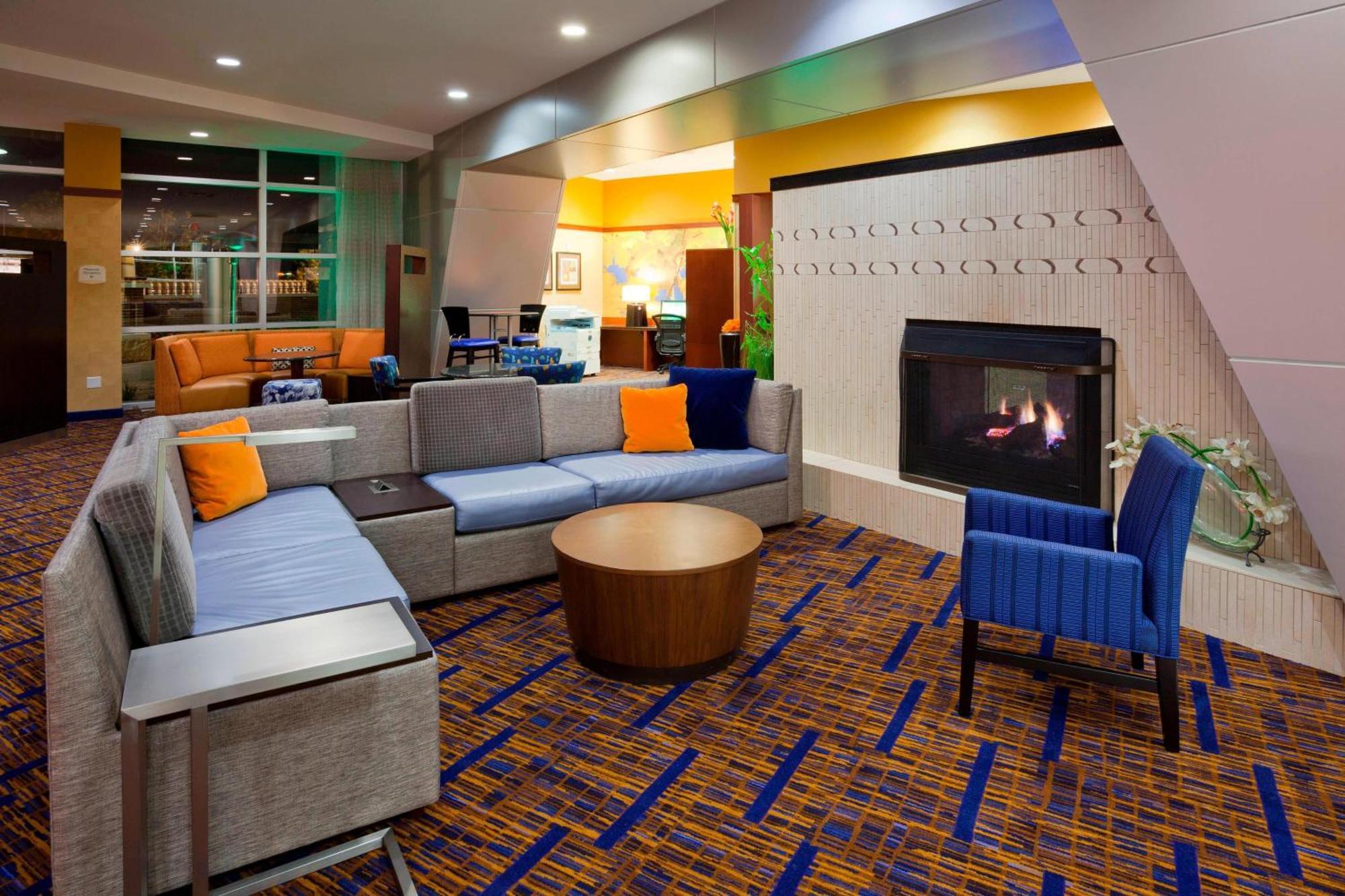 Courtyard Minneapolis Maple Grove Arbor Lakes מראה חיצוני תמונה